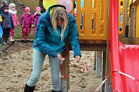 Bild: Zum 60. Spielger&auml;te und eine Torte