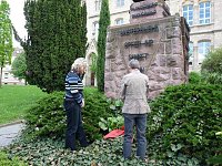 Bild: Kranzniederlegung