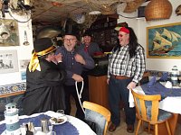 Bild: Beim singenden Fischkoch in Vehra
