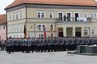 Bild: Vereidigung auf dem Marktplatz