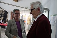 Die teuersten Flüchtlinge sind die Steuerflüchlinge Bild: Die teuersten Flüchtlinge sind die Steuerflüchlinge