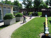 Verkehrssicherheitstag der Kita Bienchen Bild: Verkehrssicherheitstag der Kita Bienchen