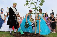 Laubkönig gekrönt - Geheimnis der Hofdamen gelüftet! Bild: Laubkönig gekrönt - Geheimnis der Hofdamen gelüftet!