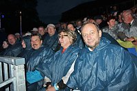 Nass vor der Premiere Bild: Nass vor der Premiere