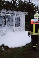 Laube geht in Flammen auf und mehr Bild: Laube geht in Flammen auf und mehr