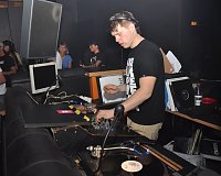 Musik und Handys in der Webe Bild: Musik und Handys in der Webe