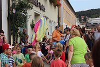 Zum Weltfriedenstag gesungen und getanzt Bild: Zum Weltfriedenstag gesungen und getanzt