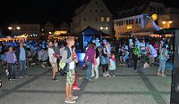 Markt beim Weinfest voll Bild: Markt beim Weinfest voll