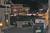 Markt beim Weinfest voll Bild: Markt beim Weinfest voll