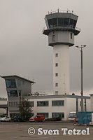 Auf dem Flughafen unterwegs Bild: Auf dem Flughafen unterwegs