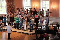 Getanzt und gesungen Bild: Getanzt und gesungen