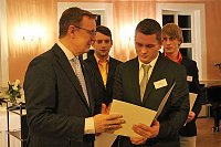 Bild: WAGO-Stiftung w&uuml;rdigt hervorragende Pr&uuml;fungsergebnisse