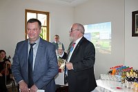 Bild: Ein Kapit&auml;n verl&auml;sst das Schiff