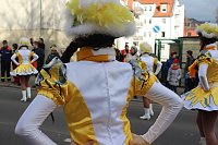 Bild: N&auml;rrinnen und Narren zogen durch die Stadt (1)  Beim gr&ouml;&szlig;ten Rosenmontagsumzug im Norden Th&uuml;ringens der heute am Vormittag auf der bekannten Route durch Sondershausen zog, war wie in den letzten Jahren  ein gro&szlig;er Publikumsmagnet...   Die Sondersh&auml;user Narren und Jecken haben auch 2017 den Rosenmontag wieder fr&ouml;hlich und beschwingt mit ihrem Umzug durch die Stadt zu einem H&ouml;hepunkt gemacht und auf