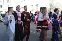 Bild: N&auml;rrinnen und Narren zogen durch die Stadt (1)  Beim gr&ouml;&szlig;ten Rosenmontagsumzug im Norden Th&uuml;ringens der heute am Vormittag auf der bekannten Route durch Sondershausen zog, war wie in den letzten Jahren  ein gro&szlig;er Publikumsmagnet...   Die Sondersh&auml;user Narren und Jecken haben auch 2017 den Rosenmontag wieder fr&ouml;hlich und beschwingt mit ihrem Umzug durch die Stadt zu einem H&ouml;hepunkt gemacht und auf
