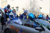 Bild: N&auml;rrinnen und Narren zogen durch die Stadt (1)  Beim gr&ouml;&szlig;ten Rosenmontagsumzug im Norden Th&uuml;ringens der heute am Vormittag auf der bekannten Route durch Sondershausen zog, war wie in den letzten Jahren  ein gro&szlig;er Publikumsmagnet...   Die Sondersh&auml;user Narren und Jecken haben auch 2017 den Rosenmontag wieder fr&ouml;hlich und beschwingt mit ihrem Umzug durch die Stadt zu einem H&ouml;hepunkt gemacht und auf