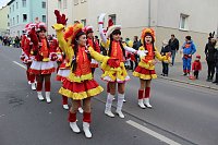 Bild: N&auml;rrinnen und Narren zogen durch die Stadt (1)  Beim gr&ouml;&szlig;ten Rosenmontagsumzug im Norden Th&uuml;ringens der heute am Vormittag auf der bekannten Route durch Sondershausen zog, war wie in den letzten Jahren  ein gro&szlig;er Publikumsmagnet...   Die Sondersh&auml;user Narren und Jecken haben auch 2017 den Rosenmontag wieder fr&ouml;hlich und beschwingt mit ihrem Umzug durch die Stadt zu einem H&ouml;hepunkt gemacht und auf