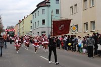 Bild: N&auml;rrinnen und Narren zogen durch die Stadt (1)  Beim gr&ouml;&szlig;ten Rosenmontagsumzug im Norden Th&uuml;ringens der heute am Vormittag auf der bekannten Route durch Sondershausen zog, war wie in den letzten Jahren  ein gro&szlig;er Publikumsmagnet...   Die Sondersh&auml;user Narren und Jecken haben auch 2017 den Rosenmontag wieder fr&ouml;hlich und beschwingt mit ihrem Umzug durch die Stadt zu einem H&ouml;hepunkt gemacht und auf
