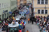 Bild: N&auml;rrinnen, Narren und schr&auml;ge Typen