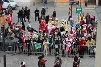 Bild: N&auml;rrinnen, Narren und schr&auml;ge Typen