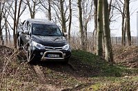 Bild: Ab ins Gel&auml;nde: Autohaus-Peter-Gruppe lud zum Aktionstag ins Autodrom