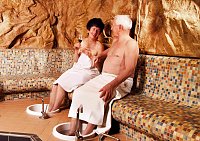 Frauen-Verwöhntag in der Kyffhäuser-Therme Bild: Frauen-Verwöhntag in der Kyffhäuser-Therme