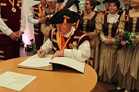 Bild: Stehende Ovation bei der Ehrenamtsgala