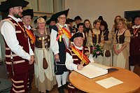 Bild: Stehende Ovation bei der Ehrenamtsgala