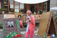 Bild: "Gro&szlig;e Schweinerei" vor der Kindervilla