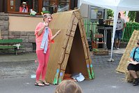Bild: "Gro&szlig;e Schweinerei" vor der Kindervilla
