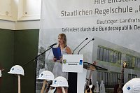 Spatenstich für Franzbergschule erfolgt Bild: Spatenstich für Franzbergschule erfolgt