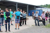 Bild: Sponsoren beim Schie&szlig;en auf dem Dickkopf