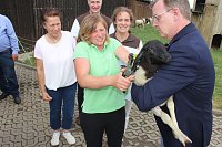 Ministerpräsident wird Pate von Tieren Bild: Ministerpräsident wird Pate von Tieren
