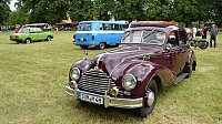 Tolle Oldtimerparade Bild: Tolle Oldtimerparade