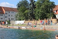 Bild: Schwimmbadfest er&ouml;ffnet