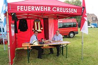 Vereine feiern mit den Kameraden der FFW Bild: Vereine feiern mit den Kameraden der FFW