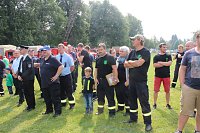 Vereine feiern mit den Kameraden der FFW Bild: Vereine feiern mit den Kameraden der FFW