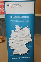Bild: Feierlicher Spatenstich