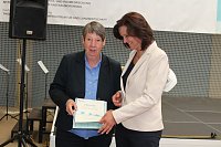 Bild: Feierlicher Spatenstich