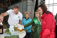 Bild: Start der Hopfenernte in Gro&szlig;enehrich