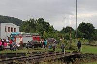 Am Gelände des Eisenbahnvereines in der Erfurter Straße / Am Petersenschacht fand am späten Nachmittag eine Rettungsgroßübung statt (<b>Update</b>)... Die diesjährigen Großübung fand in der Nähe des Hauptbahnhofs in Sondershausen statt. Alle drei Jahr steht so eine Großübung auf dem Plan. Waren es beim beim letzten Mal 30 Verletzte in einem Eisenbahnwaggon, waren dieses dieses Mal "nur" acht verl Bild: Am Gelände des Eisenbahnvereines in der Erfurter Straße / Am Petersenschacht fand am späten Nachmittag eine Rettungsgroßübung statt (<b>Update</b>)... Die diesjährigen Großübung fand in der Nähe des Hauptbahnhofs in Sondershausen statt. Alle drei Jahr steht so eine Großübung auf dem Plan. Waren es beim beim letzten Mal 30 Verletzte in einem Eisenbahnwaggon, waren dieses dieses Mal "nur" acht verl