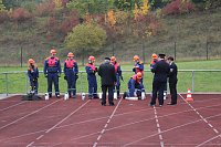 Bild: Leistungsspange von jungen Feuerwehrleuten erk&auml;mpft