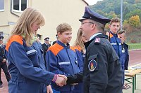 Bild: Leistungsspange von jungen Feuerwehrleuten erk&auml;mpft