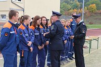 Bild: Leistungsspange von jungen Feuerwehrleuten erk&auml;mpft