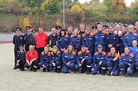 Bild: Leistungsspange von jungen Feuerwehrleuten erk&auml;mpft