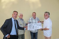 Erste Pinselstriche für Großbild Bild: Erste Pinselstriche für Großbild