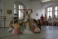 Bild:  Tanzm&auml;rchen zur Vorweihnachtszeit