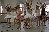 Bild:  Tanzm&auml;rchen zur Vorweihnachtszeit