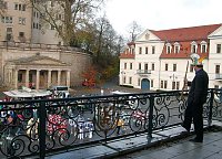 Bild: Rathausst&uuml;rmung der Karnevalsvereine