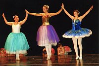 Die Schöne und das Biest, ein winterliches Ballettmärchen. Bild: Die Schöne und das Biest, ein winterliches Ballettmärchen.